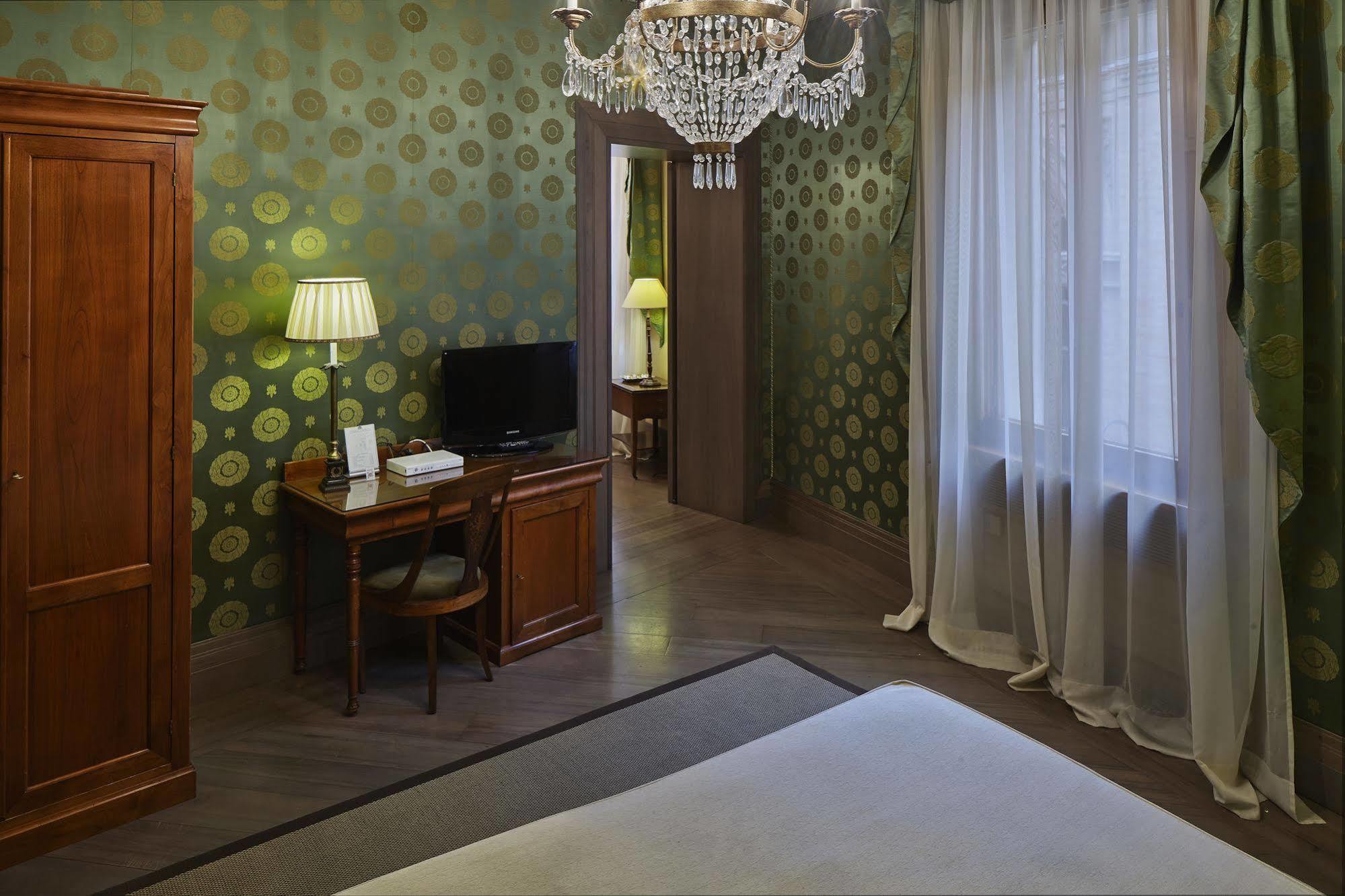 Cappello Hotel 3*